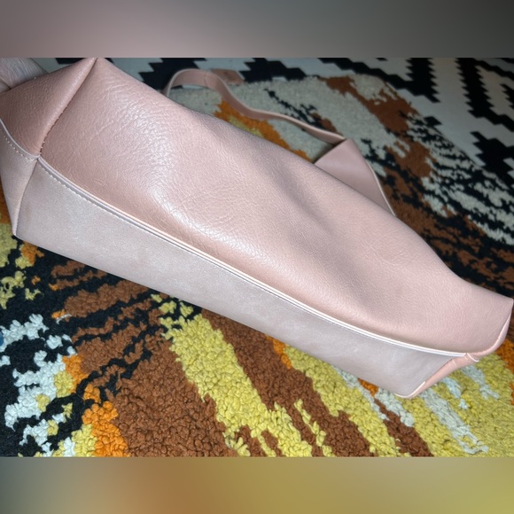 ULTA BEAUTY, blush hobo bag!! - Picture 7 of 11